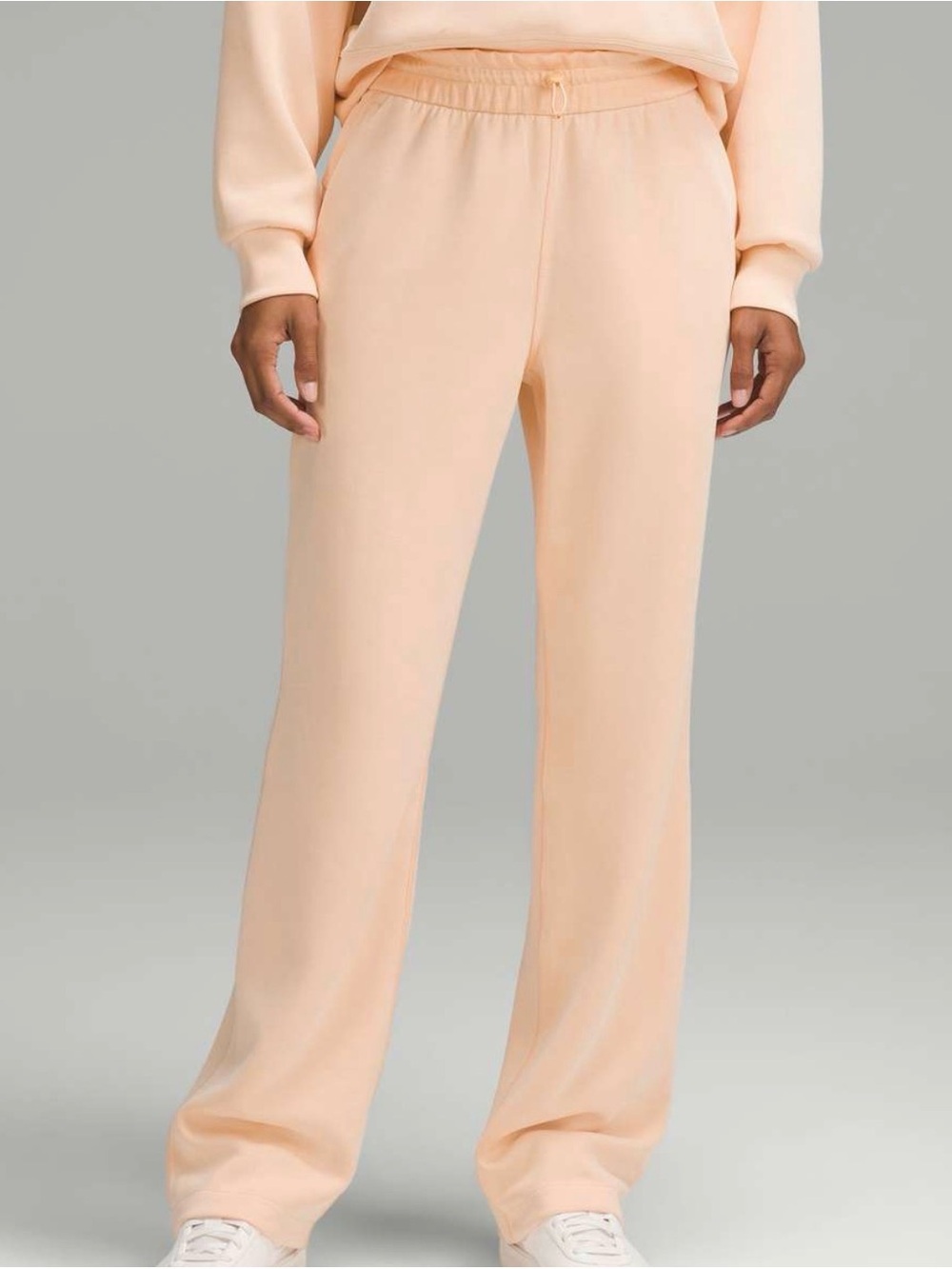 Lululemon Softstreme High-Rise Pant Peach Bellini Size 4 Wide Leg W5EGTS EUC